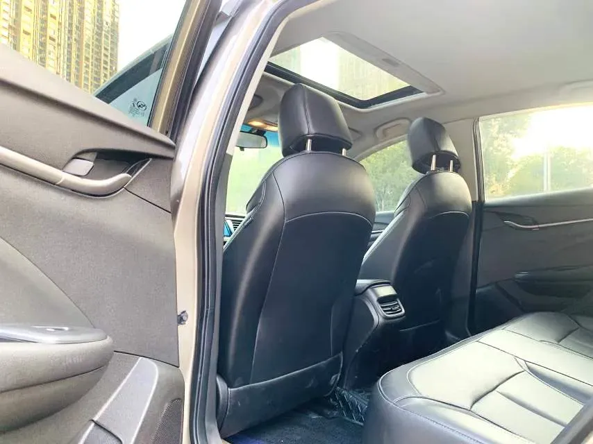 2021 Buick Excelle 1.5L 113HP L4 6AT,autocango,china used car exporter,china ev exporter,chinese used car exporter,chinese used ev exporter