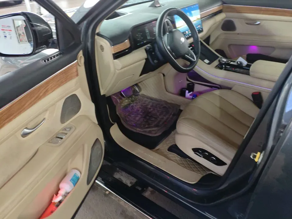 2022 Volvo S60 2.0T 197HP L4 8AT,autocango,china used car exporter,china ev exporter,chinese used car exporter,chinese used ev exporter