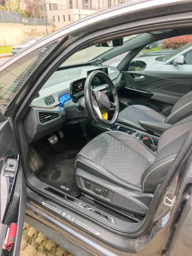 2024 Volkswagen ID.3 BEV 52.8KWH,autocango,china used car exporter,china ev exporter,chinese used car exporter,chinese used ev exporter