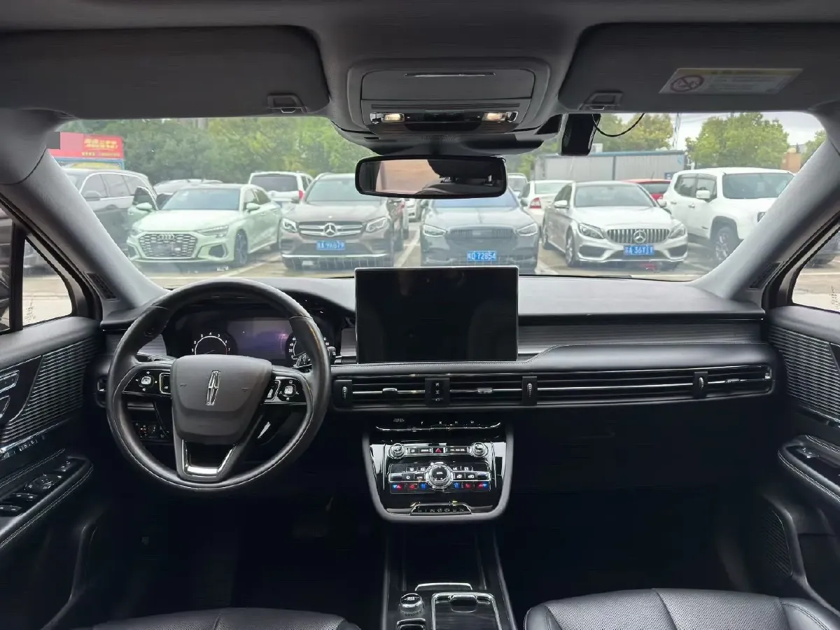 2021 Lincoln Corsair 2.0T 245HP L4 8AT,autocango,china used car exporter,china ev exporter,chinese used car exporter,chinese used ev exporter