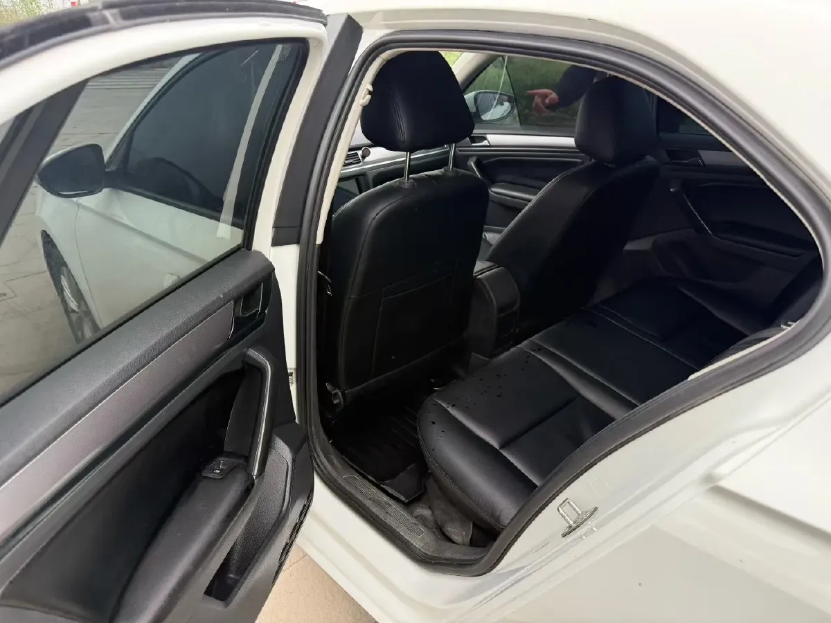 2018 Volkswagen Bora 1.5L 110HP L4 6AT,autocango,china used car exporter,china ev exporter,chinese used car exporter,chinese used ev exporter