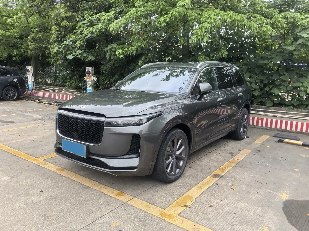 2020 Li ONE Range Extended 131HP REEV 40.5KWH,autocango,china used car exporter,china ev exporter,chinese used car exporter,chinese used ev exporter