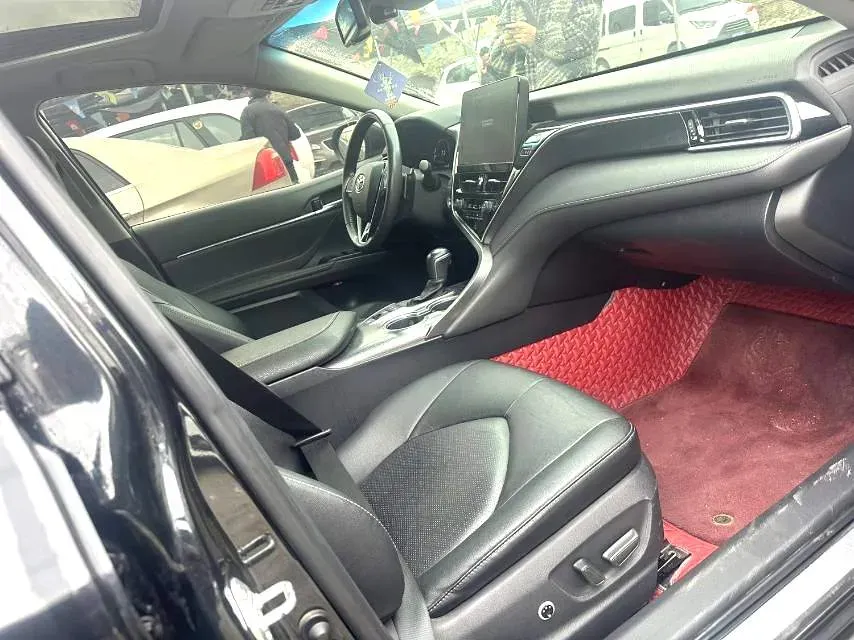 2021 Toyota Camry 2.5L 209HP L4 8AT,autocango,china used car exporter,china ev exporter,chinese used car exporter,chinese used ev exporter