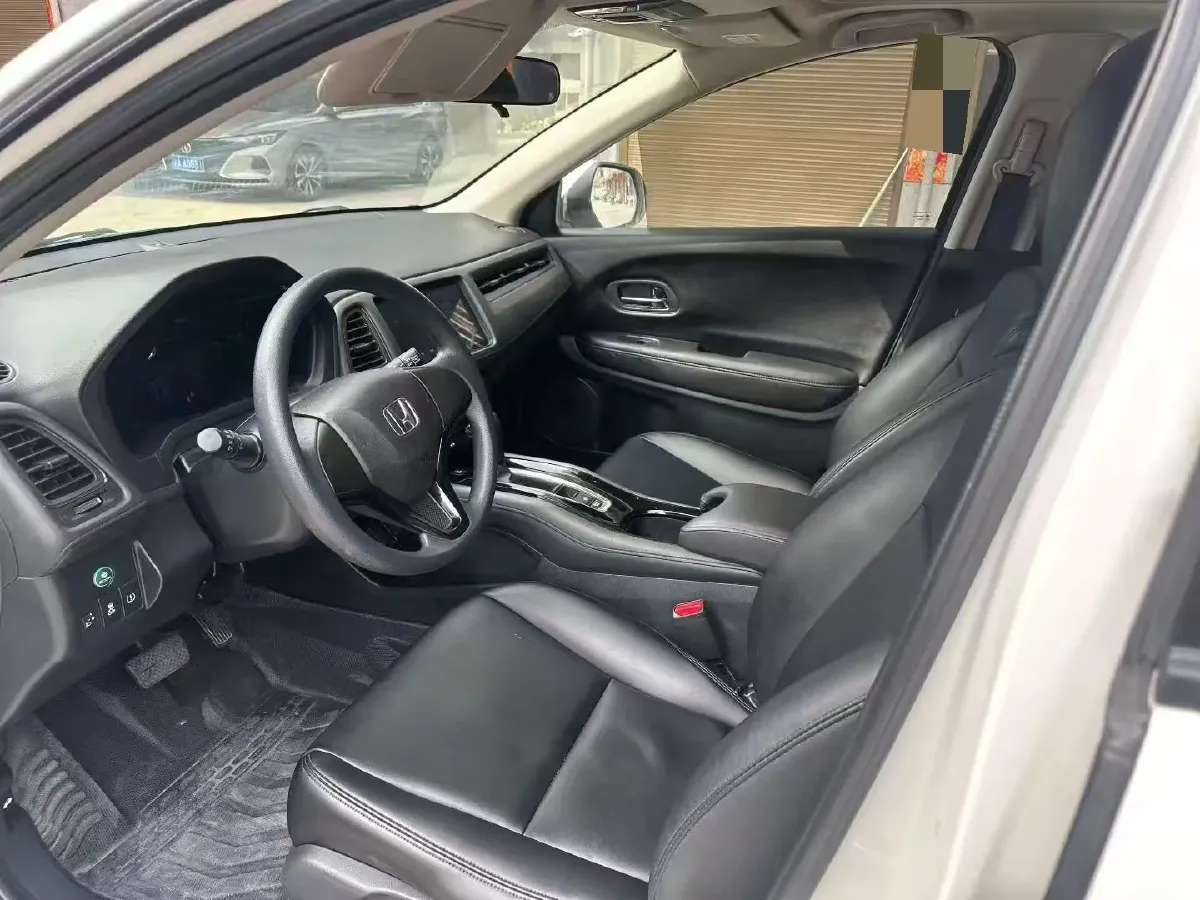 2022 Honda Vezel 1.5L 131HP L4 CVT,autocango,china used car exporter,china ev exporter,chinese used car exporter,chinese used ev exporter