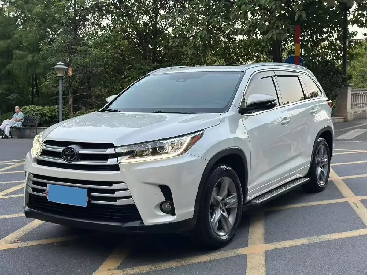 2018 Toyota Highlander 2.0T 220HP L4 6AT,autocango,china used car exporter,china ev exporter,chinese used car exporter,chinese used ev exporter