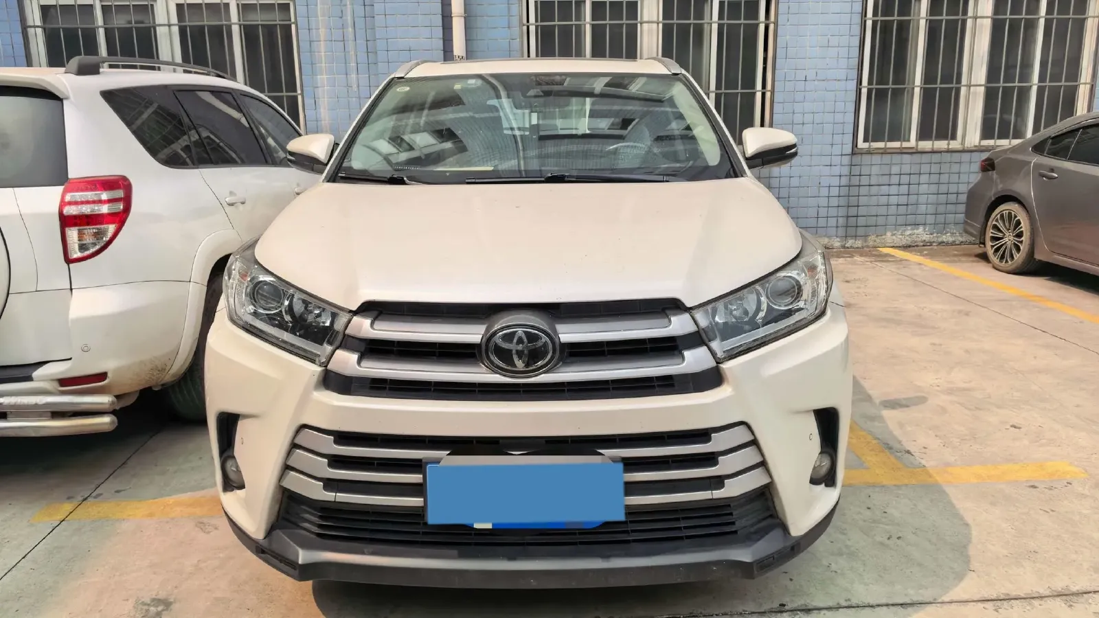 2018 Toyota Highlander 2.0T 220HP L4 6AT,autocango,china used car exporter,china ev exporter,chinese used car exporter,chinese used ev exporter