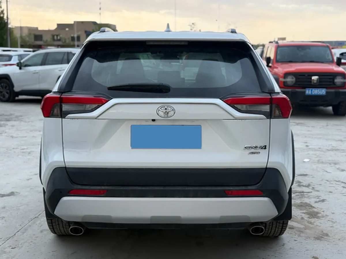 2023 Toyota RAV4 2.0L 171HP L4 CVT,autocango,china used car exporter,china ev exporter,chinese used car exporter,chinese used ev exporter
