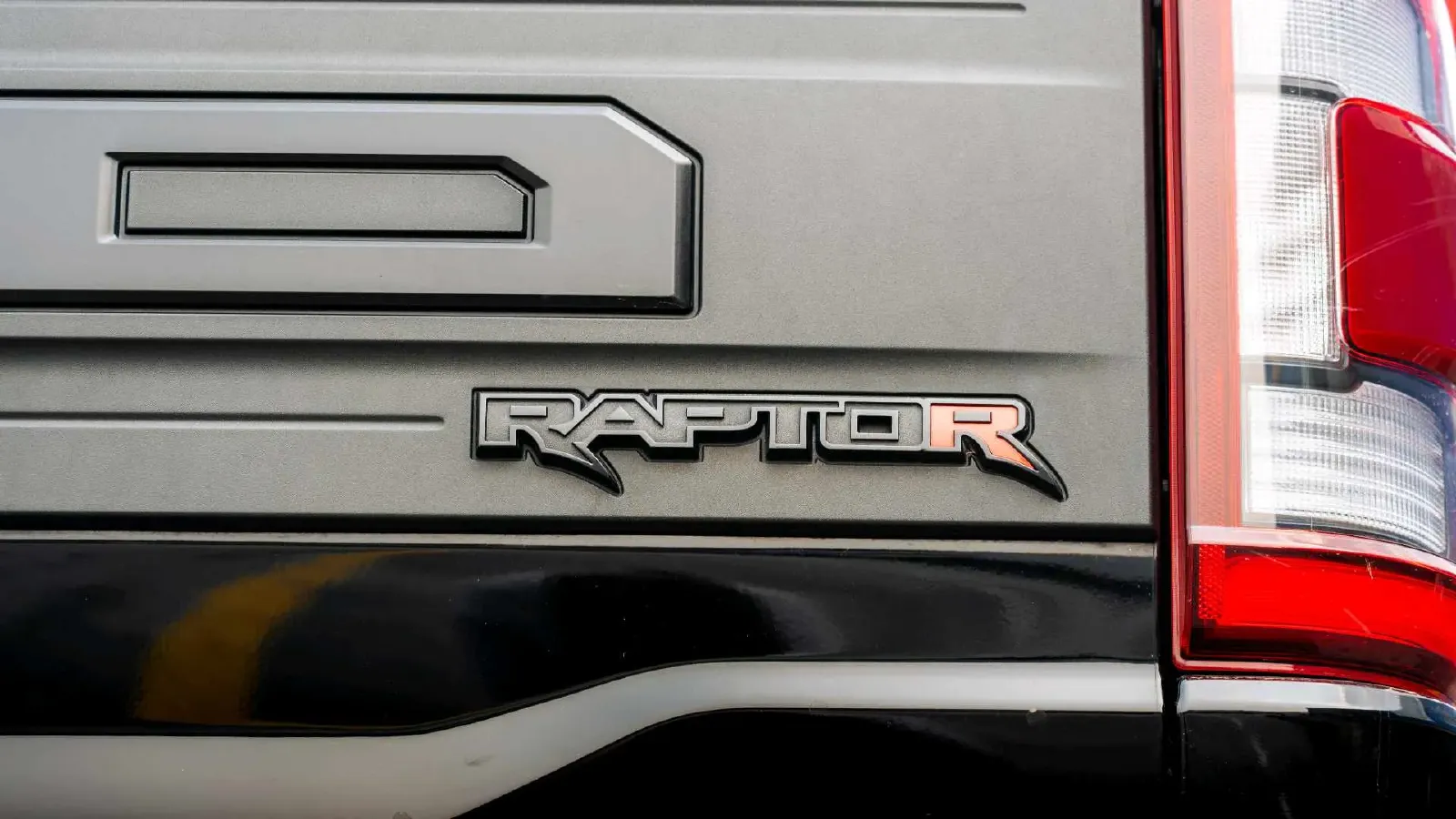 2023 Ford F-150 3.5T 423HP V6 10AT,autocango,china used car exporter,china ev exporter,chinese used car exporter,chinese used ev exporter