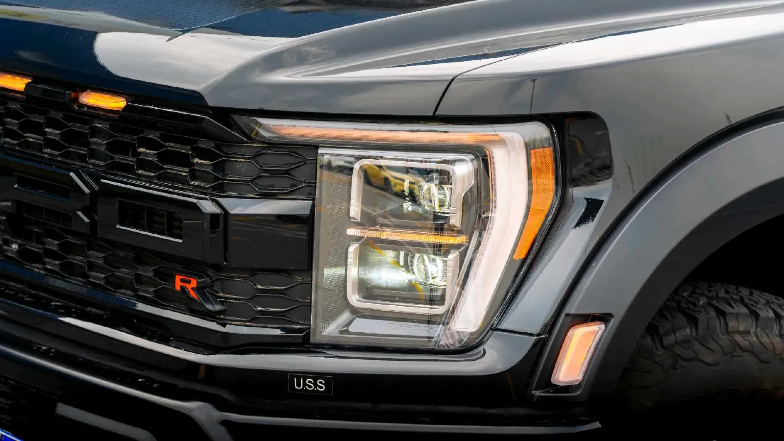 2023 Ford F-150 3.5T 423HP V6 10AT,autocango,china used car exporter,china ev exporter,chinese used car exporter,chinese used ev exporter