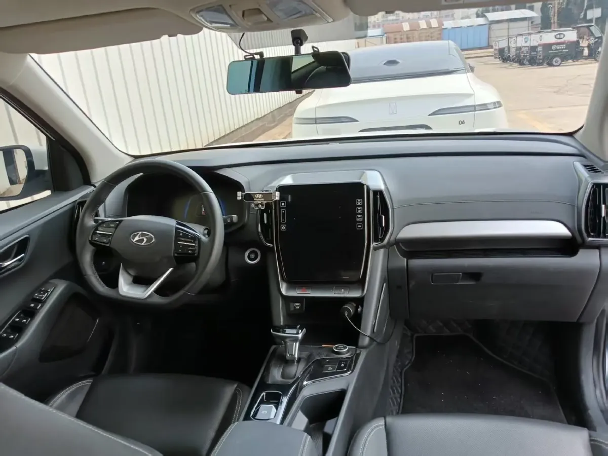 2021 Hyundai ix35 2.0L 160HP L4 6AT,autocango,china used car exporter,china ev exporter,chinese used car exporter,chinese used ev exporter