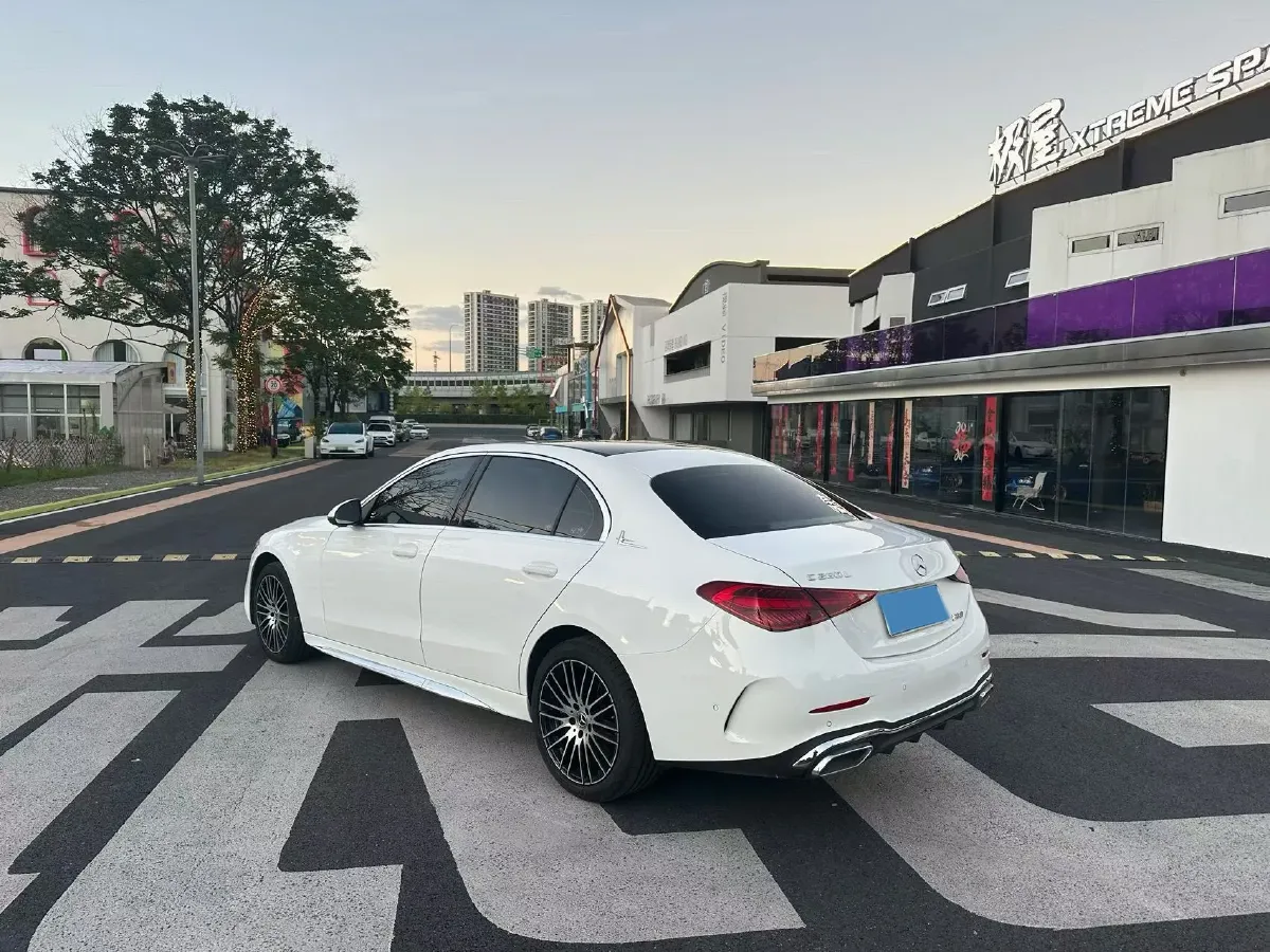 2024 Mercedes-Benz C Class 1.5T 204HP L4 9AT,autocango,china used car exporter,china ev exporter,chinese used car exporter,chinese used ev exporter