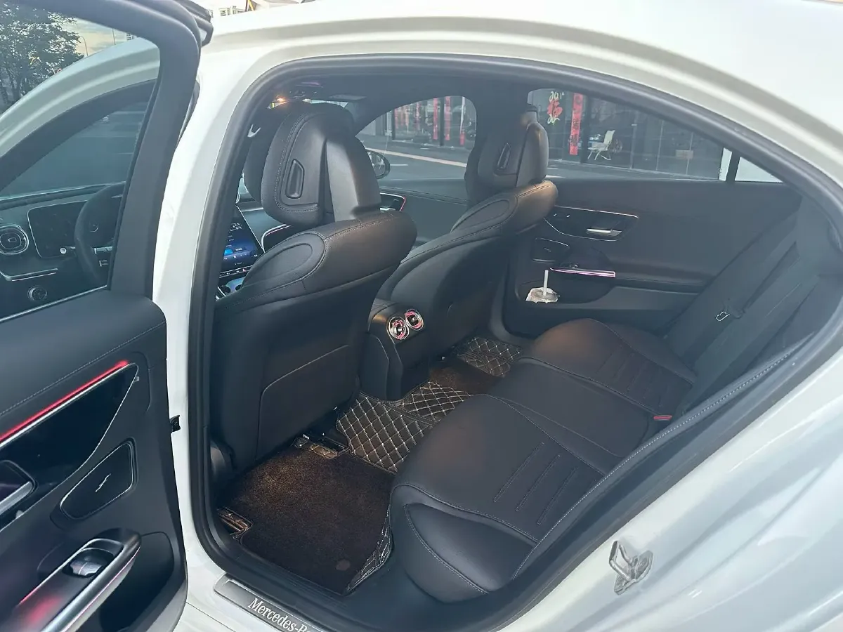 2024 Mercedes-Benz C Class 1.5T 204HP L4 9AT,autocango,china used car exporter,china ev exporter,chinese used car exporter,chinese used ev exporter