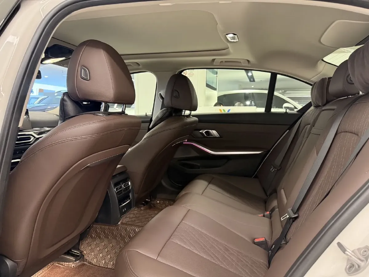 2023 BMW 3 Series 2.0T 184HP L4 8AT,autocango,china used car exporter,china ev exporter,chinese used car exporter,chinese used ev exporter