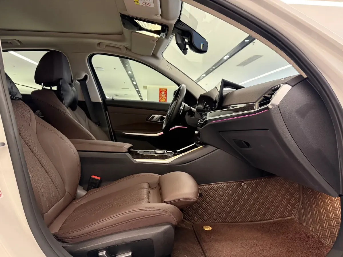 2023 BMW 3 Series 2.0T 184HP L4 8AT,autocango,china used car exporter,china ev exporter,chinese used car exporter,chinese used ev exporter