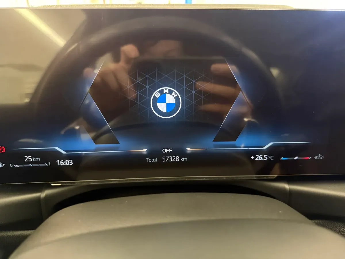 2023 BMW 3 Series 2.0T 184HP L4 8AT,autocango,china used car exporter,china ev exporter,chinese used car exporter,chinese used ev exporter