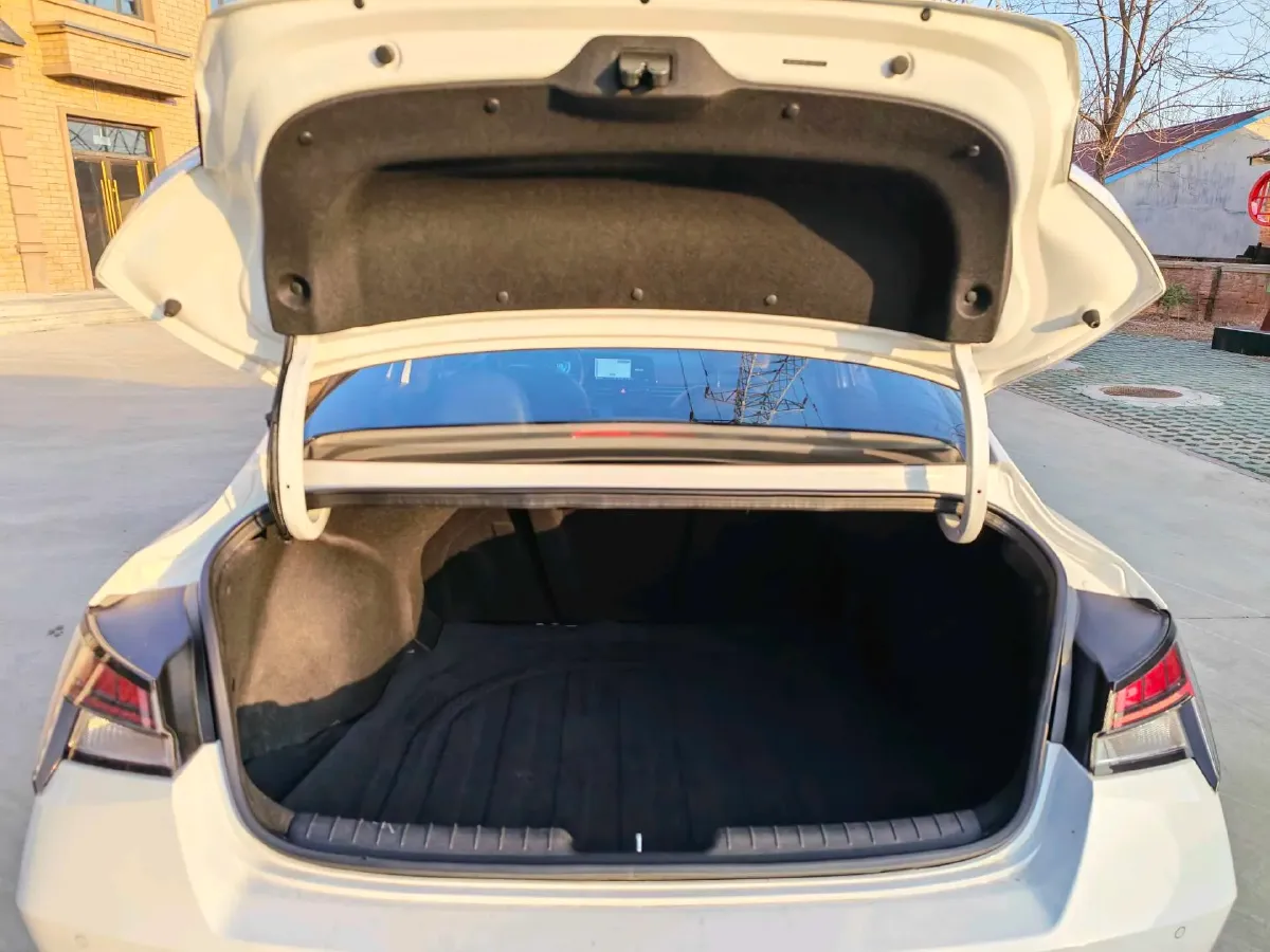 2022 Hyundai Elantra 1.5L 115HP L4 CVT,autocango,china used car exporter,china ev exporter,chinese used car exporter,chinese used ev exporter