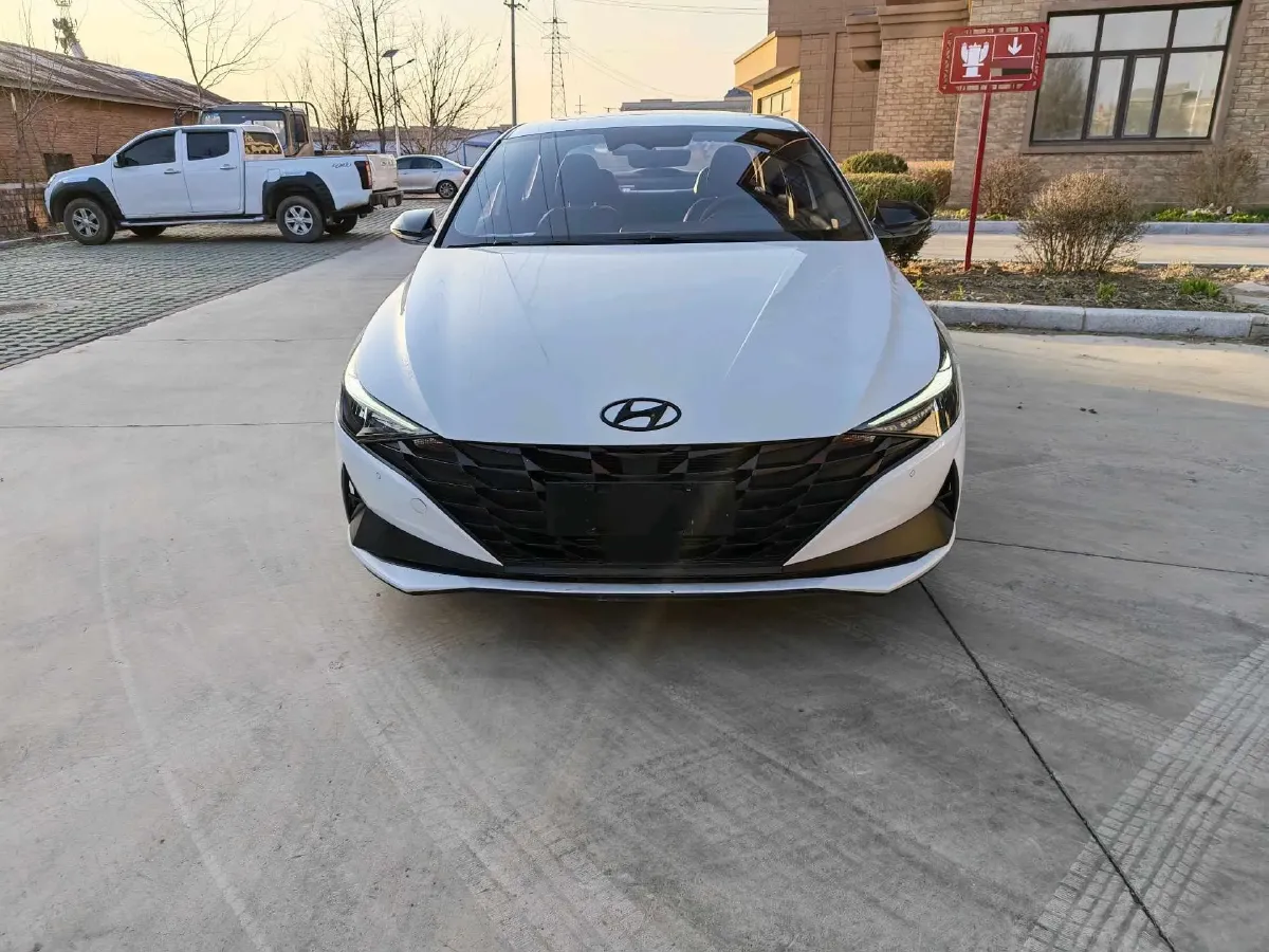2022 Hyundai Elantra 1.5L 115HP L4 CVT,autocango,china used car exporter,china ev exporter,chinese used car exporter,chinese used ev exporter