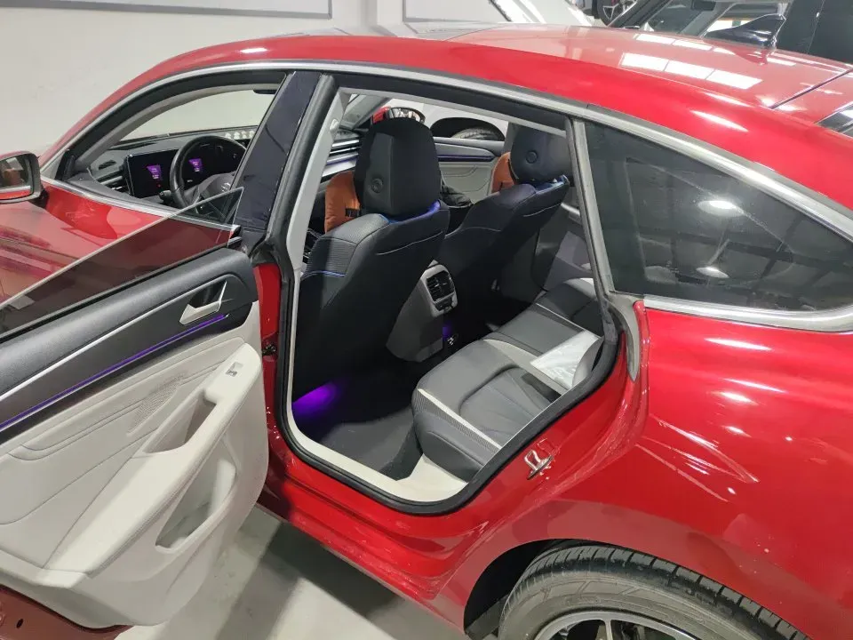 2022 Skoda Superb 2.0T 186HP L4 7DCT,autocango,china used car exporter,china ev exporter,chinese used car exporter,chinese used ev exporter