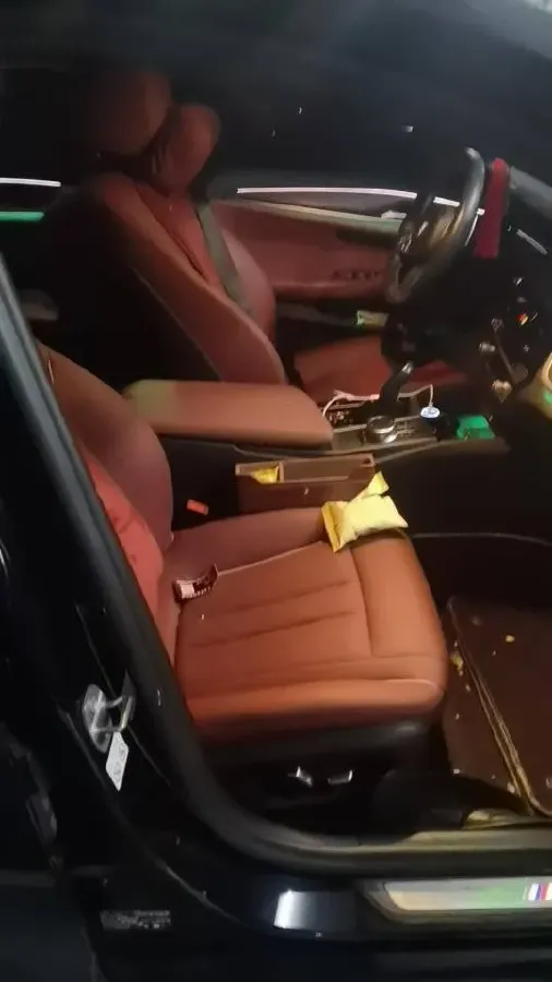 2022 BMW 5 Series 2.0T 252HP L4 8AT,autocango,china used car exporter,china ev exporter,chinese used car exporter,chinese used ev exporter