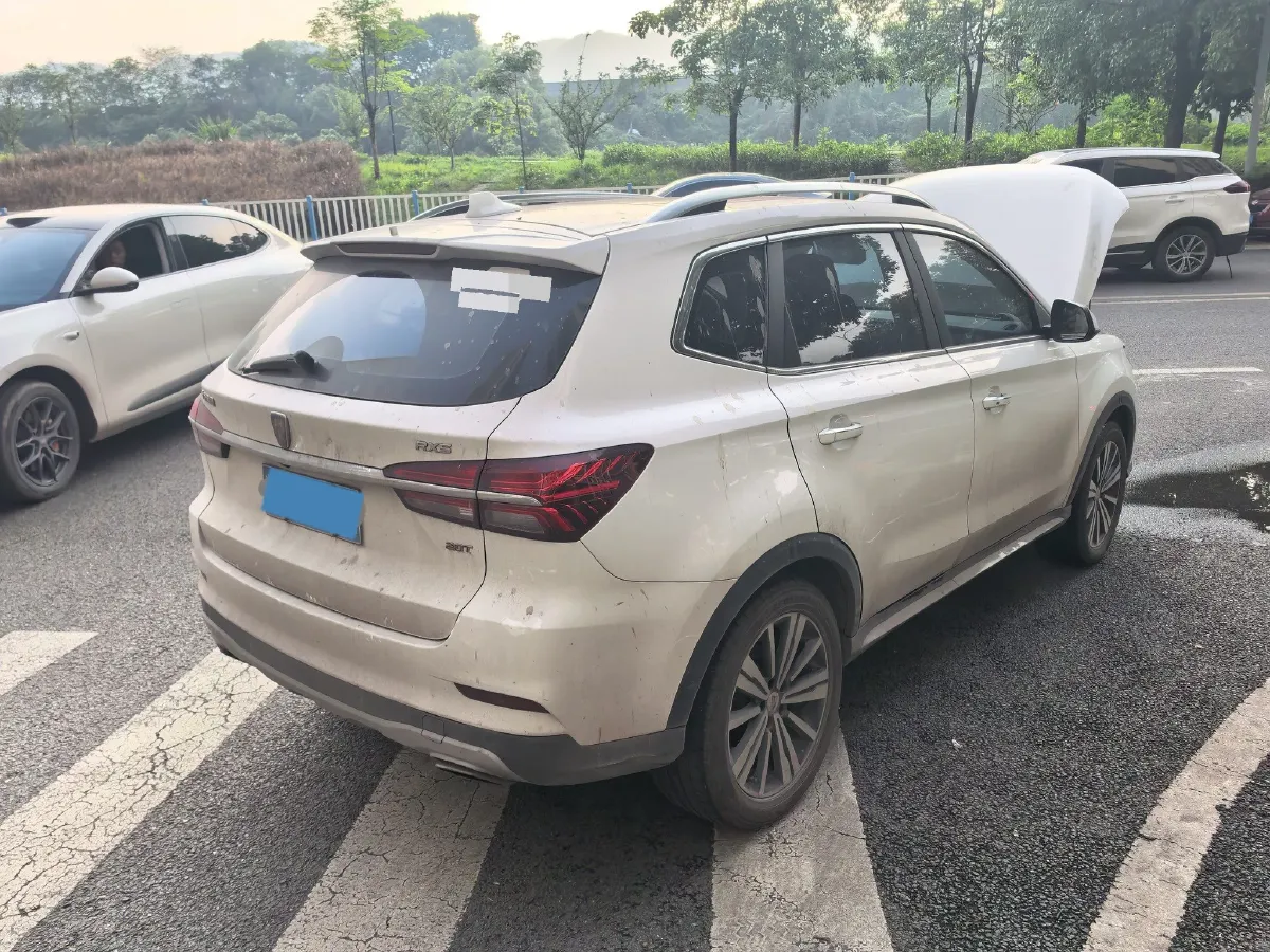 2019 Roewe i6 1.5T 169HP L4 7DCT,autocango,china used car exporter,china ev exporter,chinese used car exporter,chinese used ev exporter