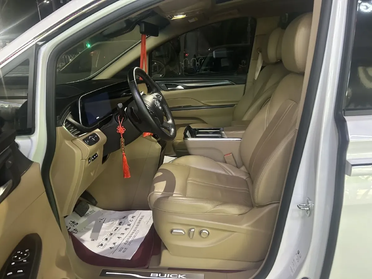 2021 Buick GL8 2.0T 237HP L4 9AT,autocango,china used car exporter,china ev exporter,chinese used car exporter,chinese used ev exporter