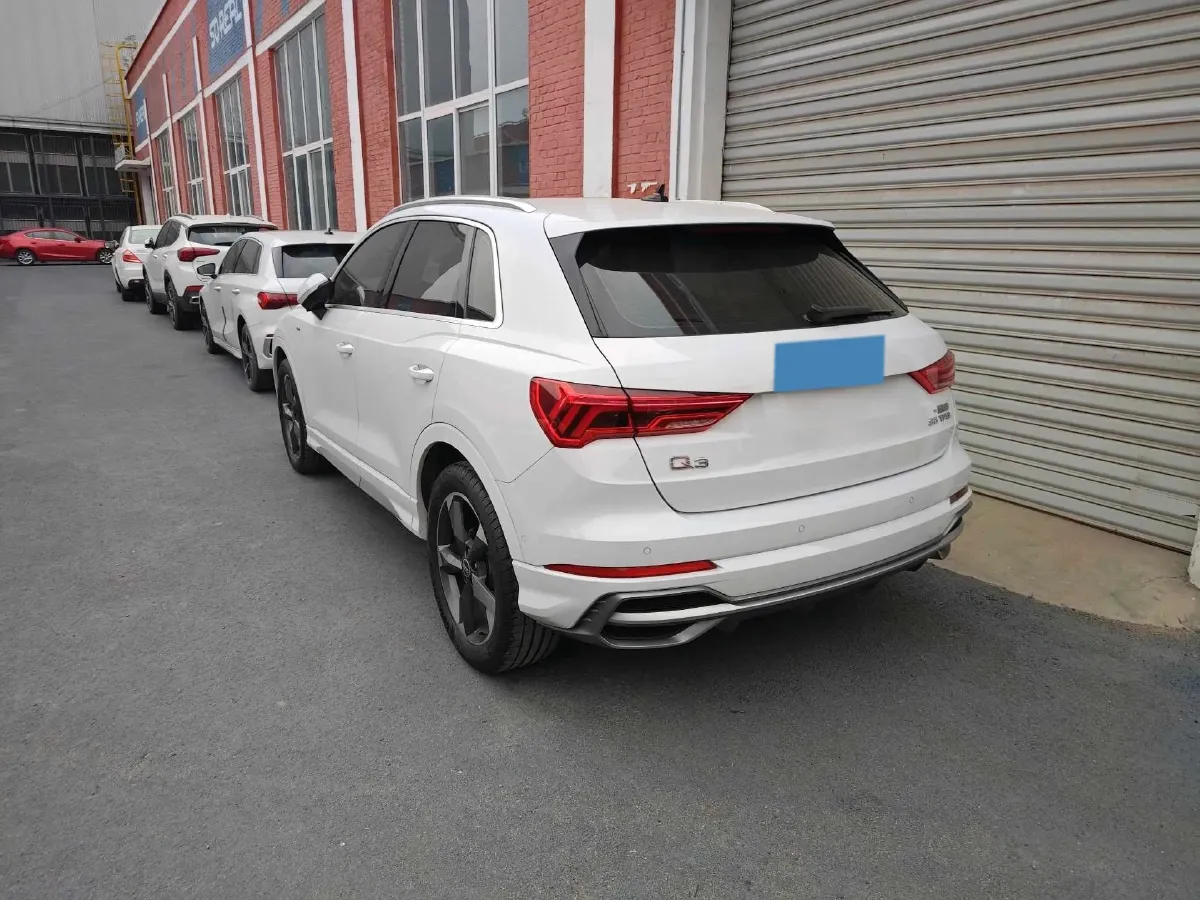2022 Audi Q3 1.4T 150HP L4 7DCT,autocango,china used car exporter,china ev exporter,chinese used car exporter,chinese used ev exporter