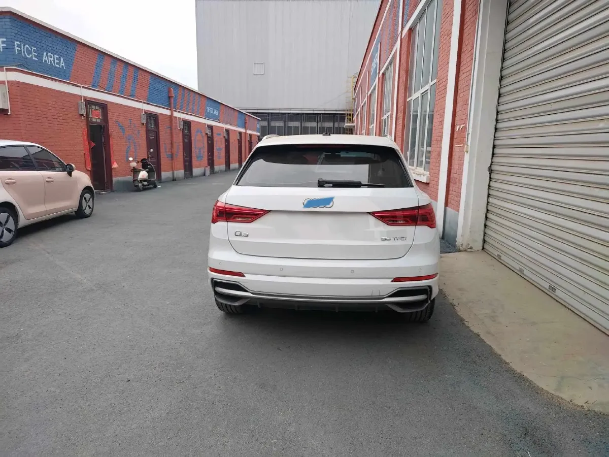 2022 Audi Q3 1.4T 150HP L4 7DCT,autocango,china used car exporter,china ev exporter,chinese used car exporter,chinese used ev exporter