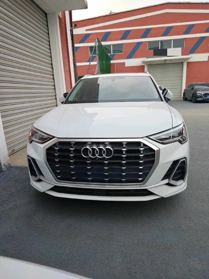 2022 Audi Q3 1.4T 150HP L4 7DCT,autocango,china used car exporter,china ev exporter,chinese used car exporter,chinese used ev exporter