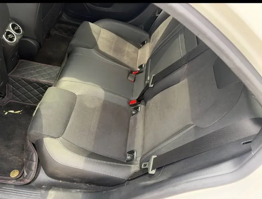 2021 Mercedes-Benz A Class 1.3T 163HP L4 7DCT,autocango,china used car exporter,china ev exporter,chinese used car exporter,chinese used ev exporter