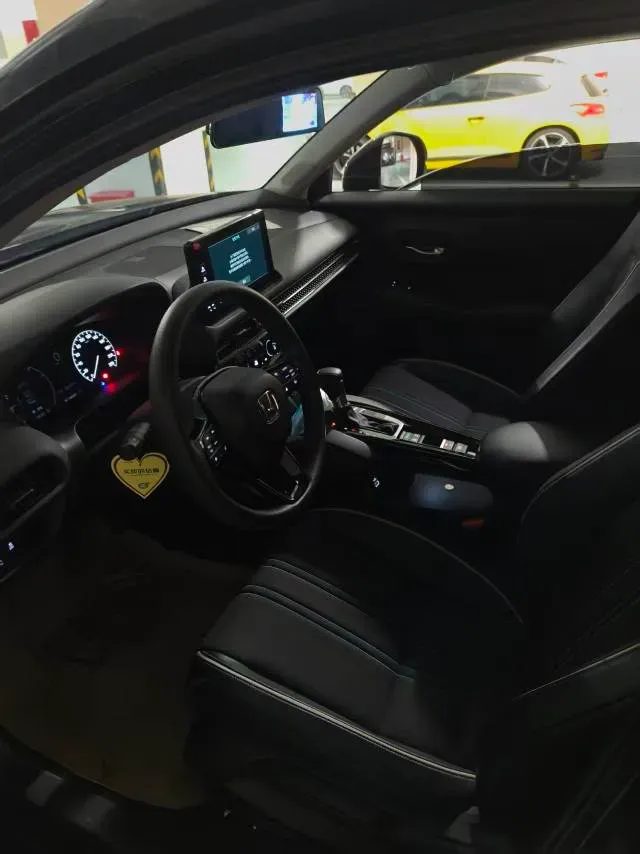 2023 Honda HR-V 1.5T 182HP L4 CVT,autocango,china used car exporter,china ev exporter,chinese used car exporter,chinese used ev exporter