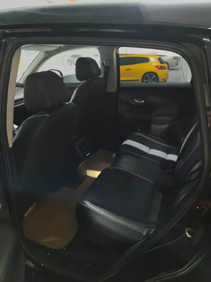 2023 Honda HR-V 1.5T 182HP L4 CVT,autocango,china used car exporter,china ev exporter,chinese used car exporter,chinese used ev exporter