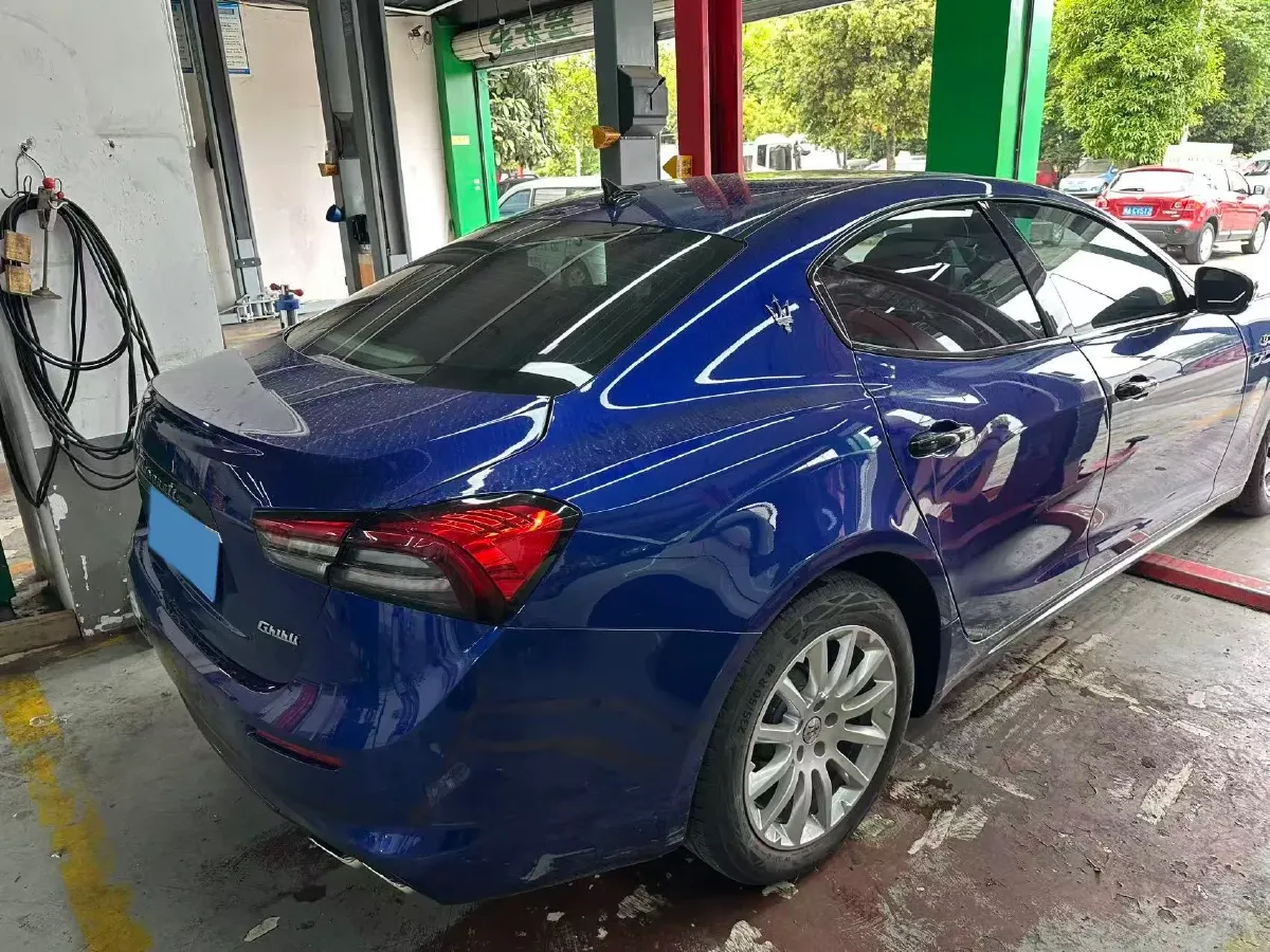 2022 Audi Q7 2.0T 245HP L4 8AT,autocango,china used car exporter,china ev exporter,chinese used car exporter,chinese used ev exporter