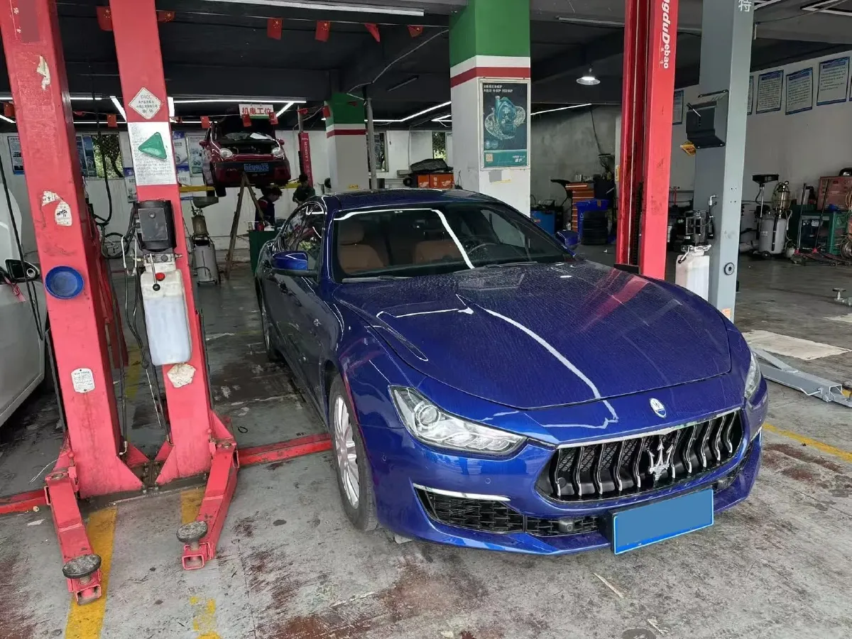 2022 Audi Q7 2.0T 245HP L4 8AT,autocango,china used car exporter,china ev exporter,chinese used car exporter,chinese used ev exporter