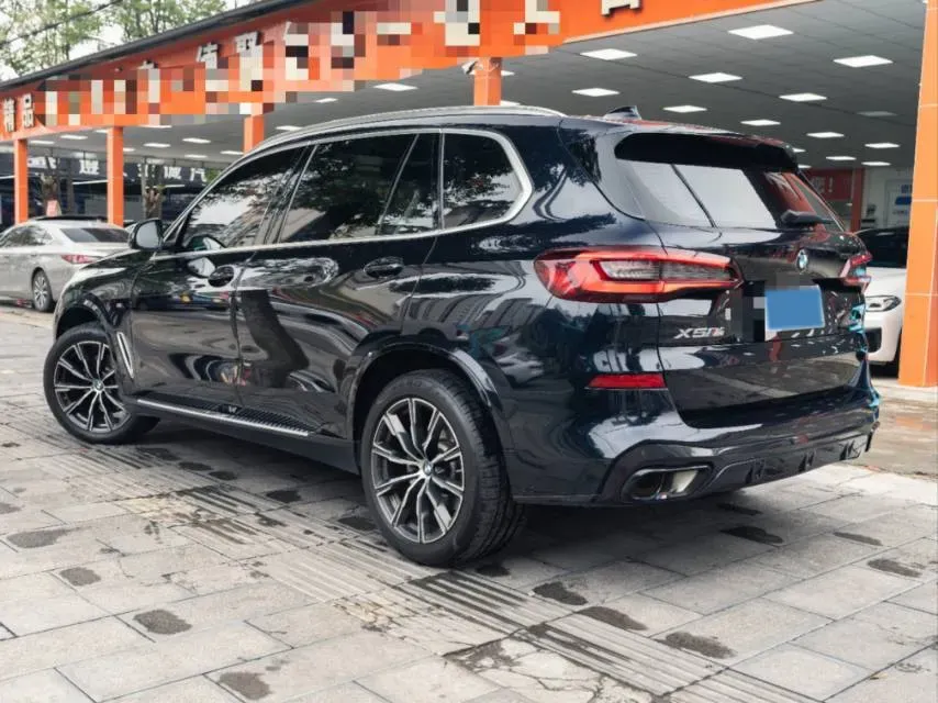 2022 BMW X5 2.0T 245HP L4 8AT,autocango,china used car exporter,china ev exporter,chinese used car exporter,chinese used ev exporter