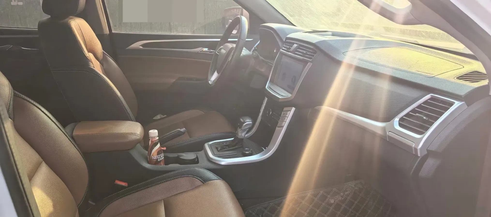 2021 MAXUS T70 2.0T 163HP L4 6AT,autocango,china used car exporter,china ev exporter,chinese used car exporter,chinese used ev exporter