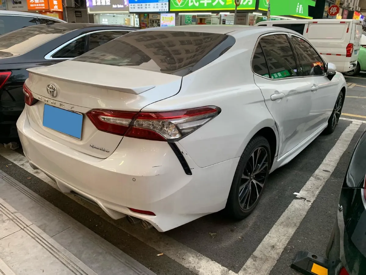 2018 Toyota Camry 2.5L 209HP L4 8AT,autocango,china used car exporter,china ev exporter,chinese used car exporter,chinese used ev exporter