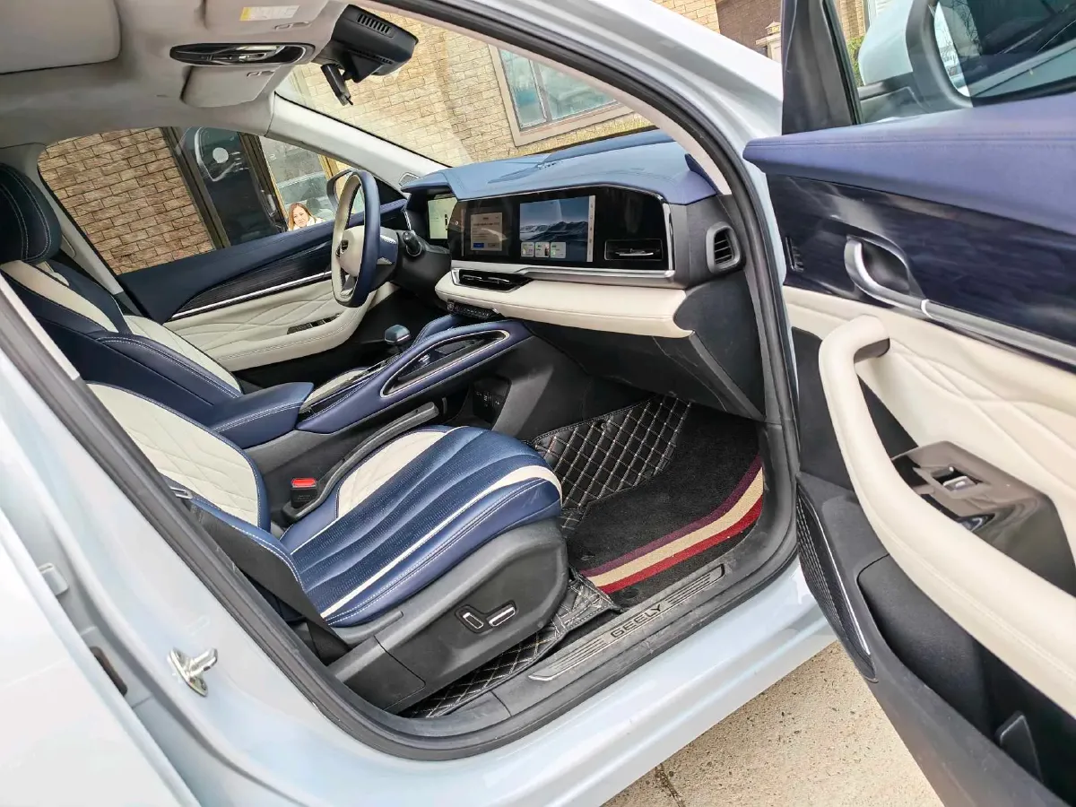 2022 Citroen C5 X 1.6T 175HP L4 8AT,autocango,china used car exporter,china ev exporter,chinese used car exporter,chinese used ev exporter