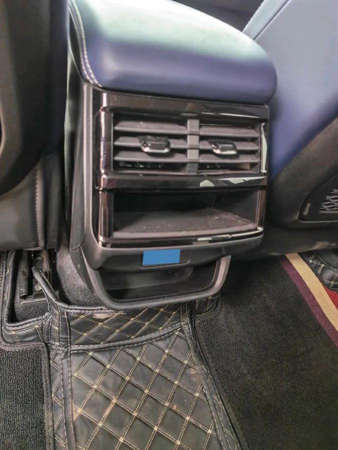 2022 Citroen C5 X 1.6T 175HP L4 8AT,autocango,china used car exporter,china ev exporter,chinese used car exporter,chinese used ev exporter