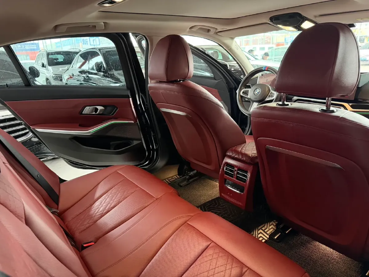 2024 BMW i3 BEV 79.05KWH,autocango,china used car exporter,china ev exporter,chinese used car exporter,chinese used ev exporter