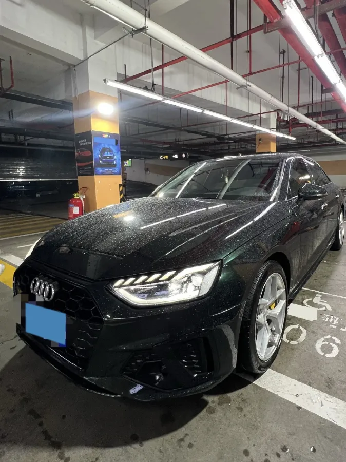2020 Audi A4L 2.0T 190HP L4 7DCT,autocango,china used car exporter,china ev exporter,chinese used car exporter,chinese used ev exporter