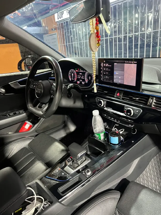 2020 Audi A4L 2.0T 190HP L4 7DCT,autocango,china used car exporter,china ev exporter,chinese used car exporter,chinese used ev exporter