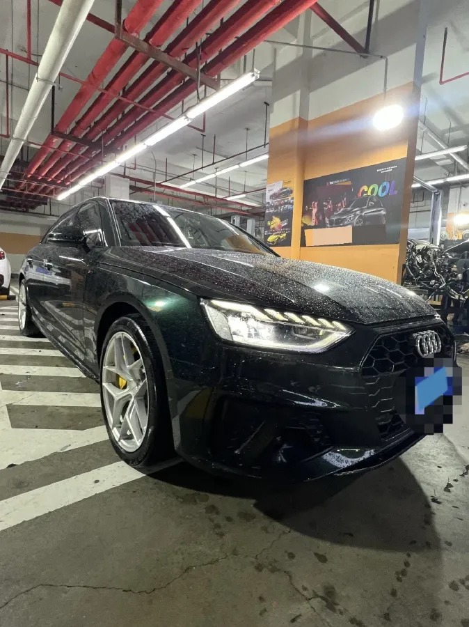 2020 Audi A4L 2.0T 190HP L4 7DCT,autocango,china used car exporter,china ev exporter,chinese used car exporter,chinese used ev exporter