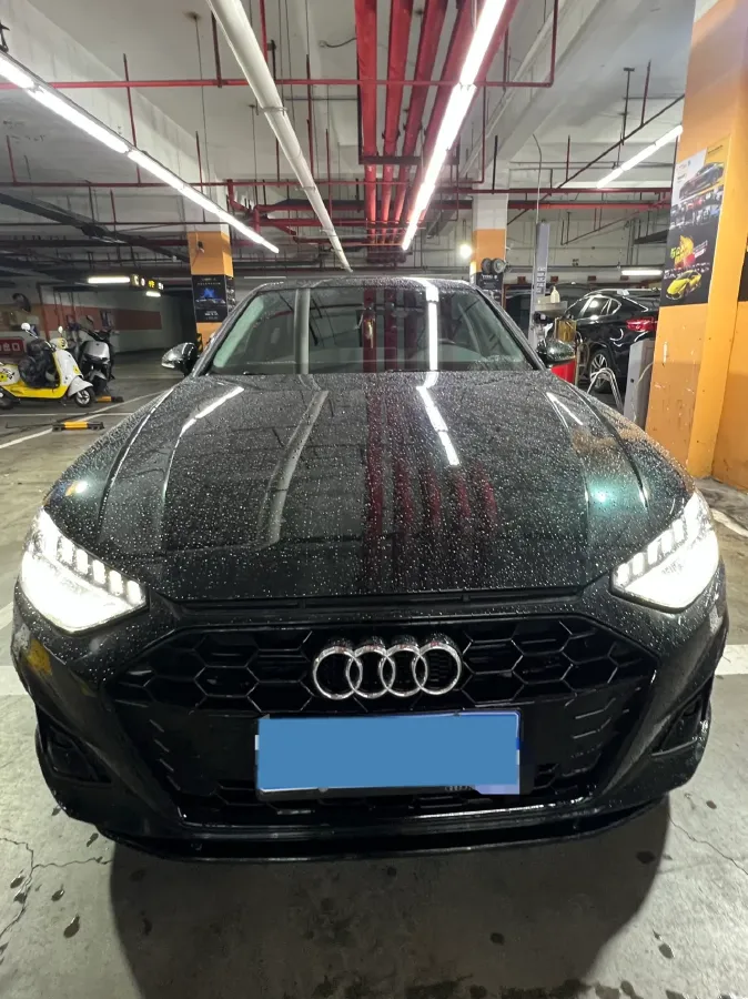 2020 Audi A4L 2.0T 190HP L4 7DCT,autocango,china used car exporter,china ev exporter,chinese used car exporter,chinese used ev exporter