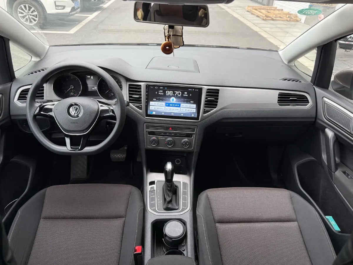 2018 Volkswagen Golf Sportsvan 1.6L 110HP L4 6AT,autocango,china used car exporter,china ev exporter,chinese used car exporter,chinese used ev exporter