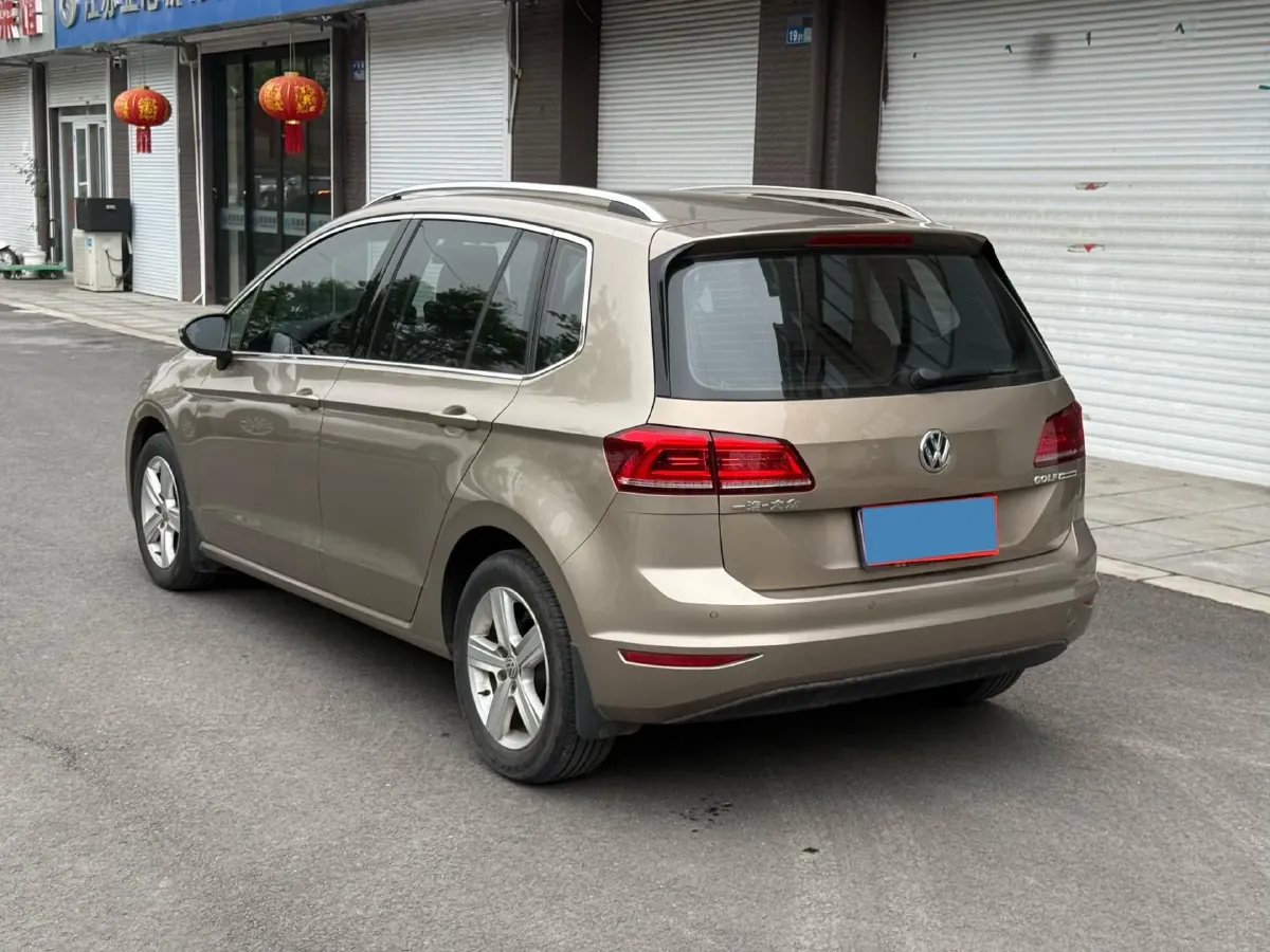 2018 Volkswagen Golf Sportsvan 1.6L 110HP L4 6AT,autocango,china used car exporter,china ev exporter,chinese used car exporter,chinese used ev exporter