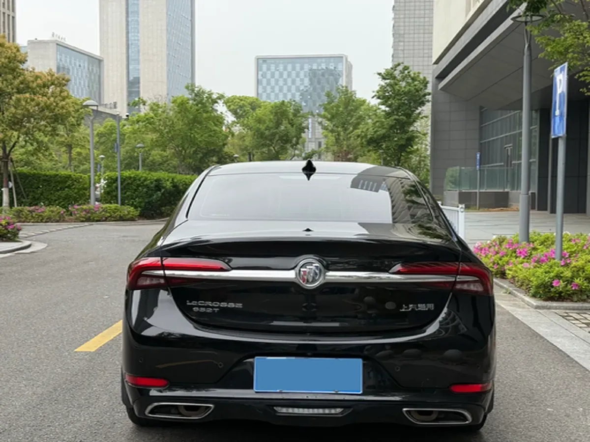2021 Buick Larcosse 2.0T 237HP L4 9AT,autocango,china used car exporter,china ev exporter,chinese used car exporter,chinese used ev exporter