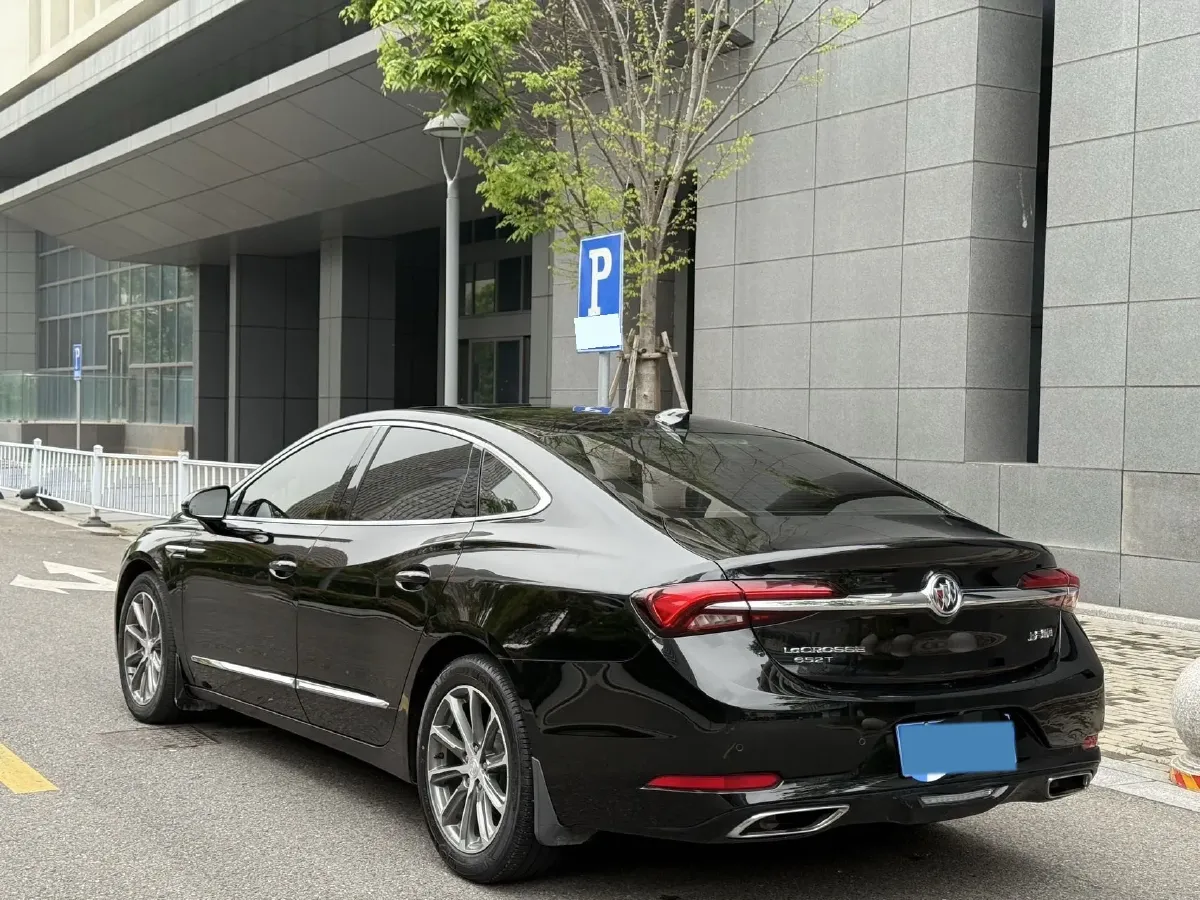 2021 Buick Larcosse 2.0T 237HP L4 9AT,autocango,china used car exporter,china ev exporter,chinese used car exporter,chinese used ev exporter