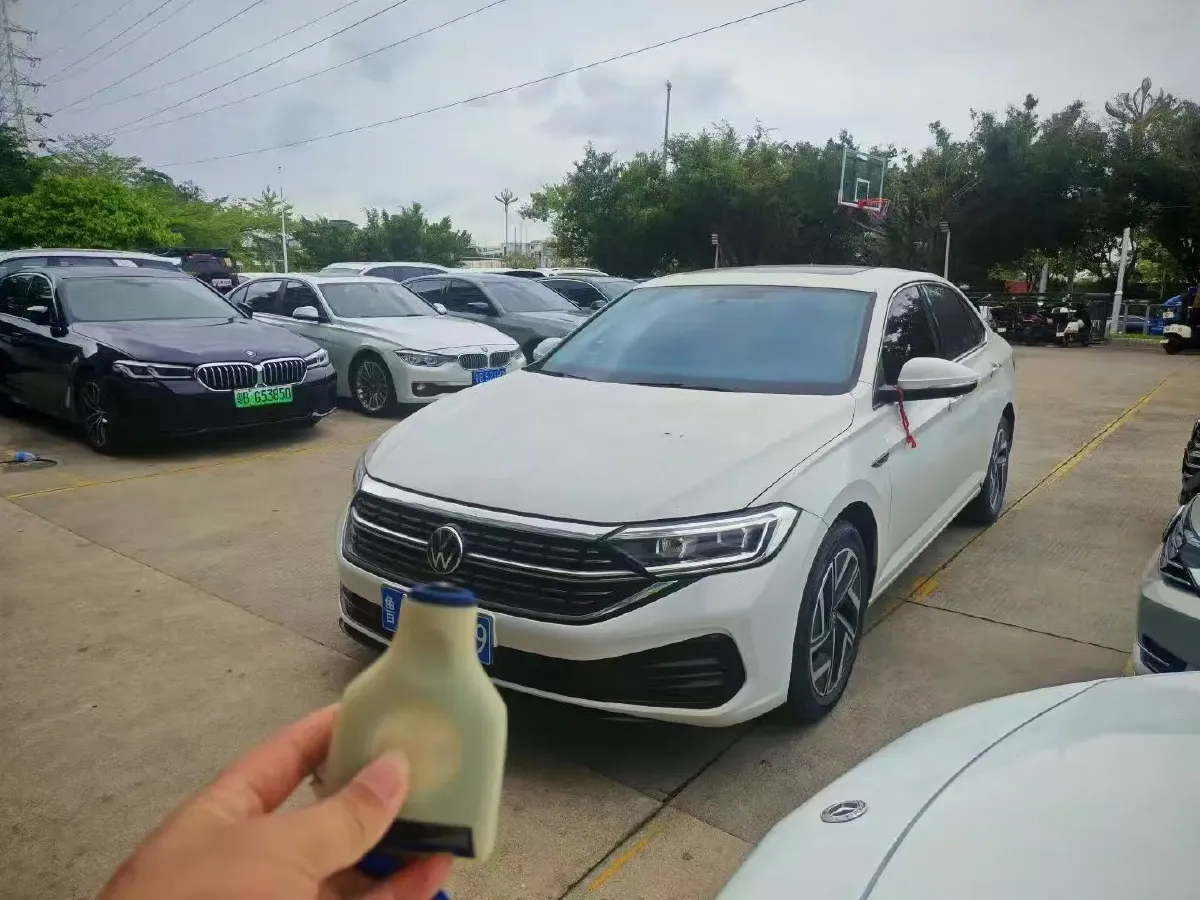 2023 Volkswagen Sagitar 1.4T 150HP L4 7DCT,autocango,china used car exporter,china ev exporter,chinese used car exporter,chinese used ev exporter
