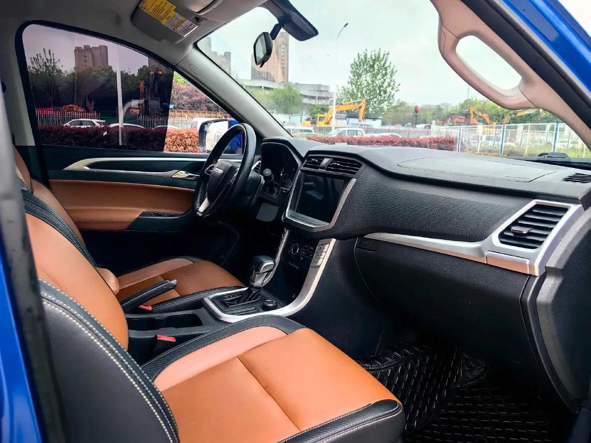 2021 MAXUS T70 2.0T 163HP L4 6AT,autocango,china used car exporter,china ev exporter,chinese used car exporter,chinese used ev exporter