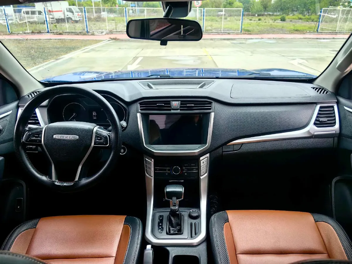 2021 MAXUS T70 2.0T 163HP L4 6AT,autocango,china used car exporter,china ev exporter,chinese used car exporter,chinese used ev exporter